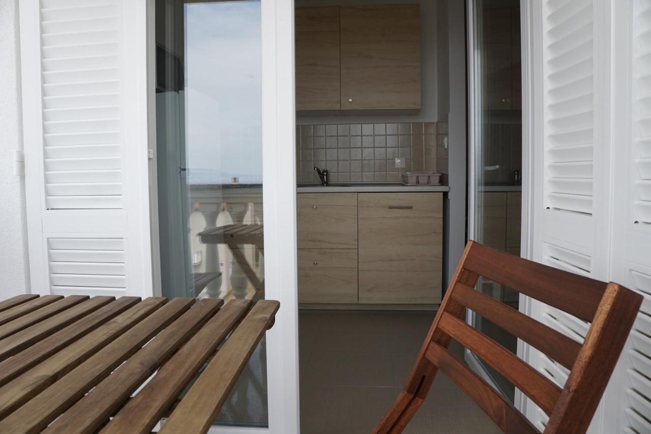 Mitra Apartments Малинска Екстериор снимка